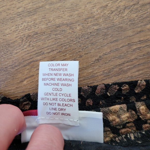 JM Collection 3/4 Sleeve, Black/Gold Textured Print Stretchy Top. Size S - Picture 9 of 9